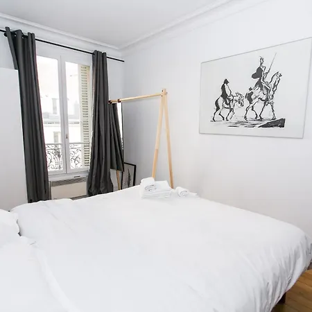 Apartament Le Bon Marche & St Germain - 2Br - Cityapartmentstay Paryż