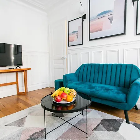 Le Bon Marche & St Germain - 2Br - Cityapartmentstay * Paryż